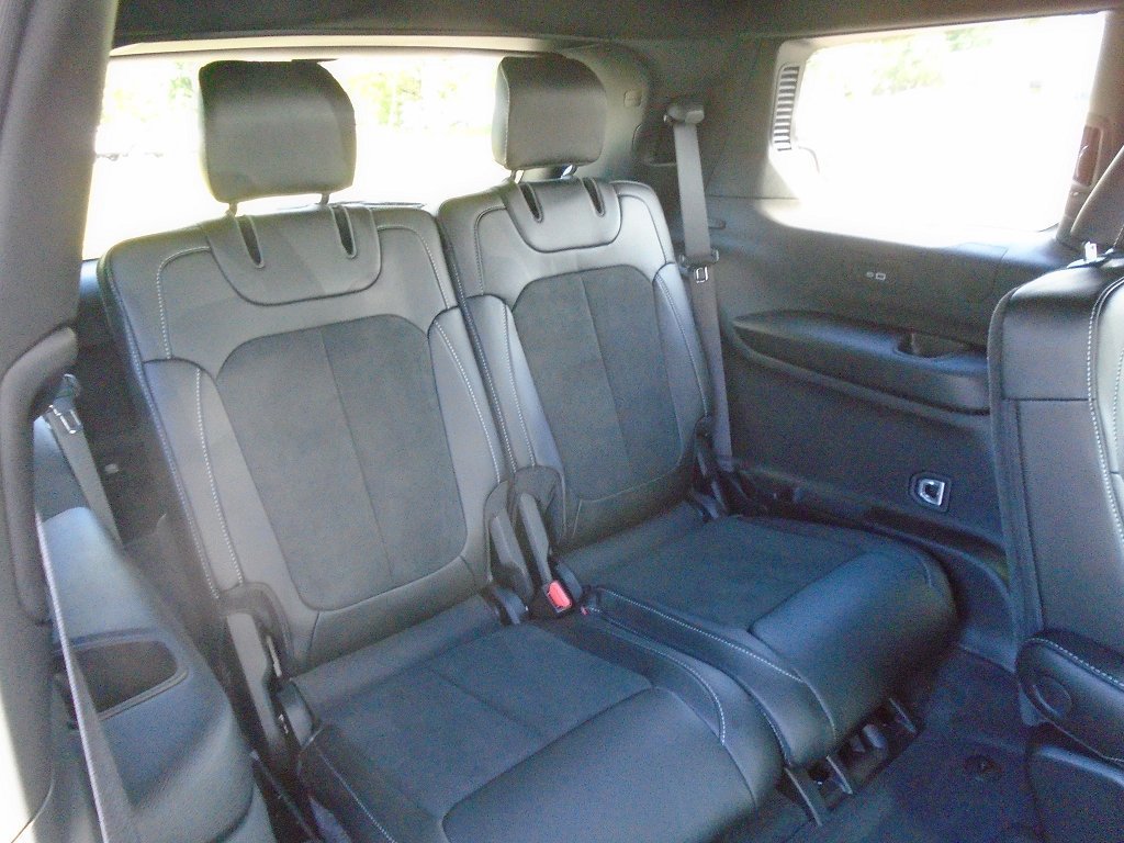 New 2025 Jeep Grand Cherokee L Altitude AWD/4WD image 11