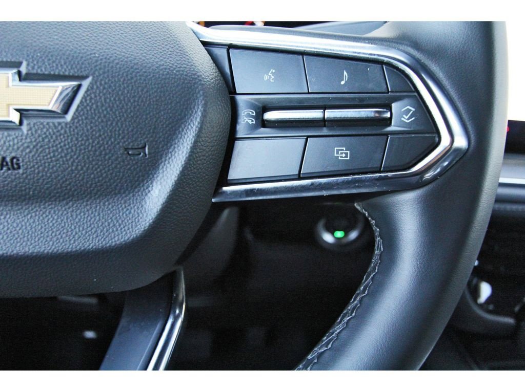 Used 2025 Chevrolet Tahoe LT image 16