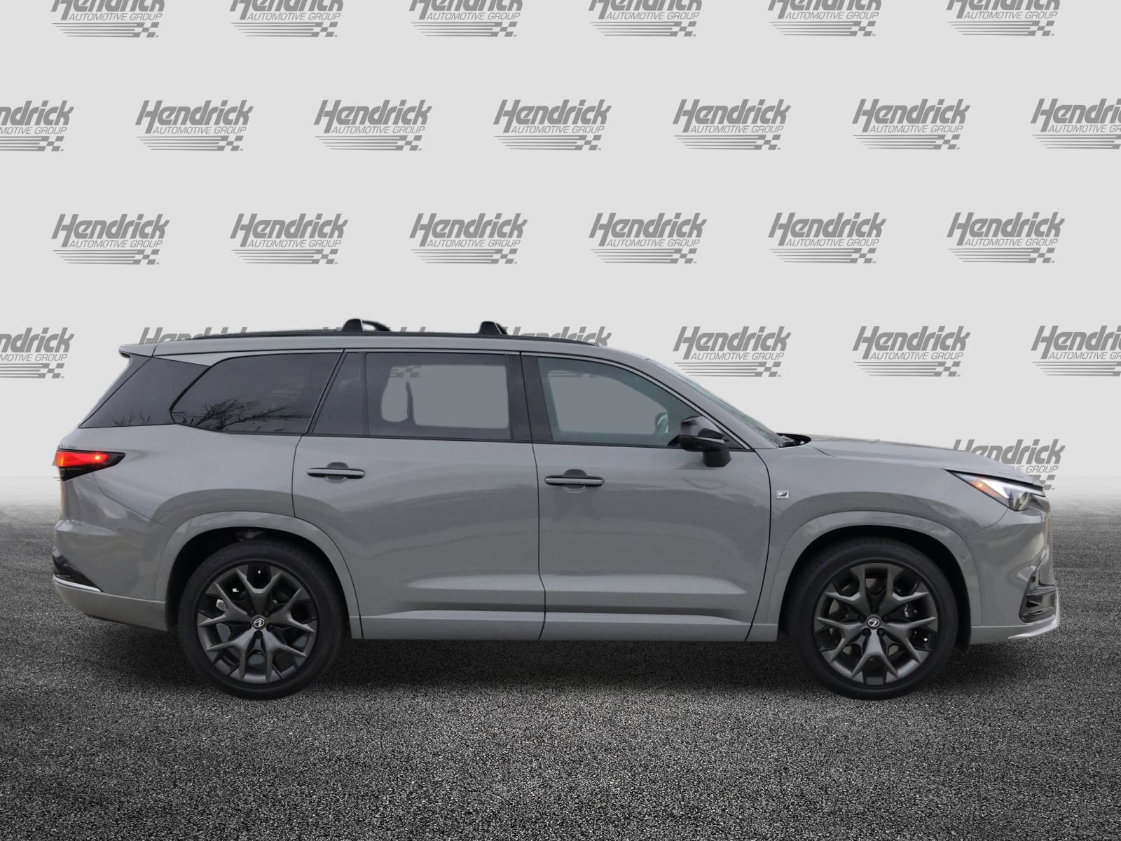 Used 2026 Lexus TX 500h AWD image 10