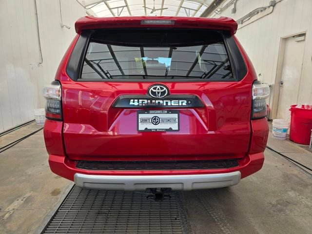 Used 2018 Toyota 4Runner SR5 image 4