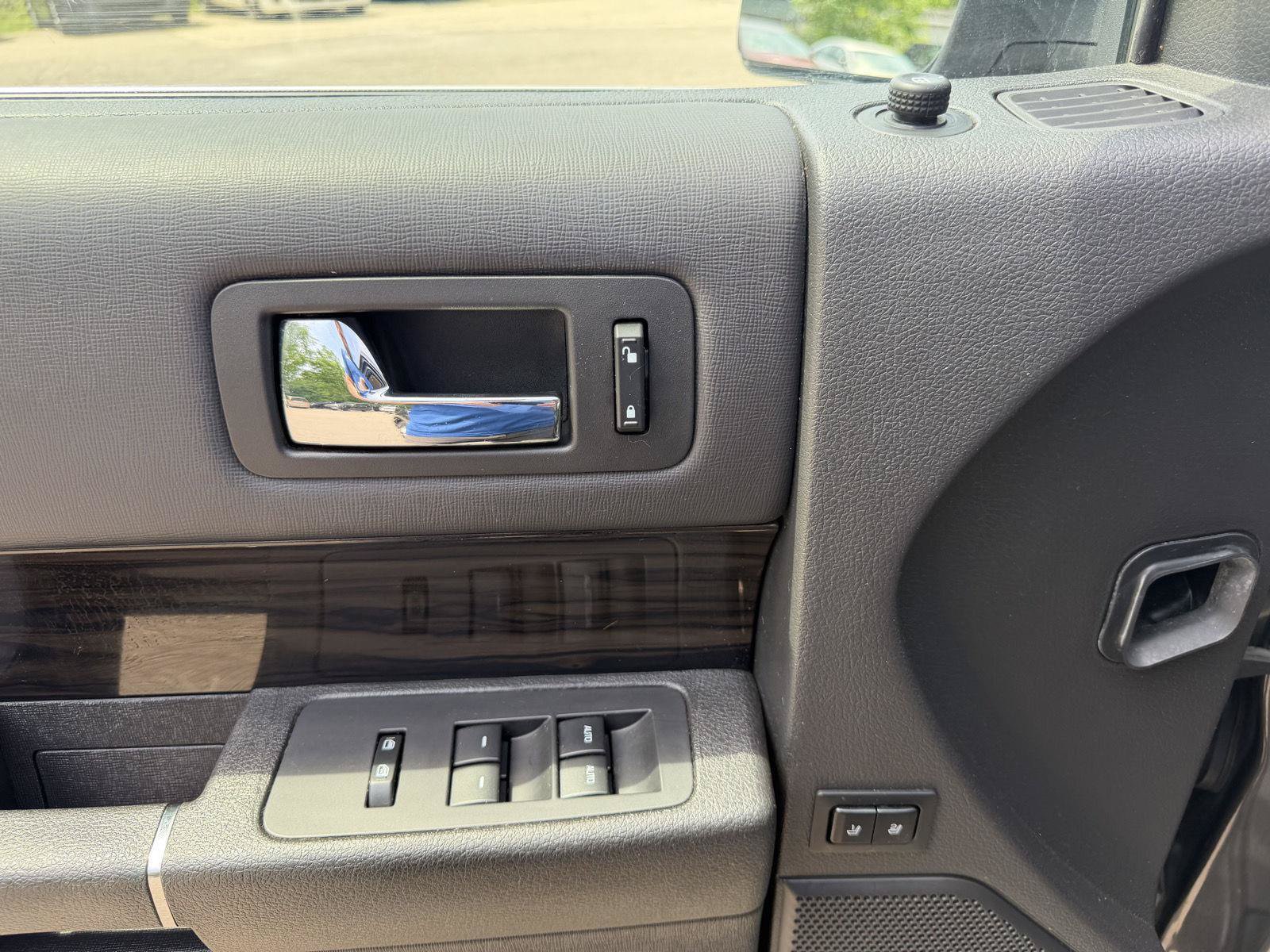 Used 2019 Ford Flex SEL w/ Equipment Group 202A AWD/4WD image 13