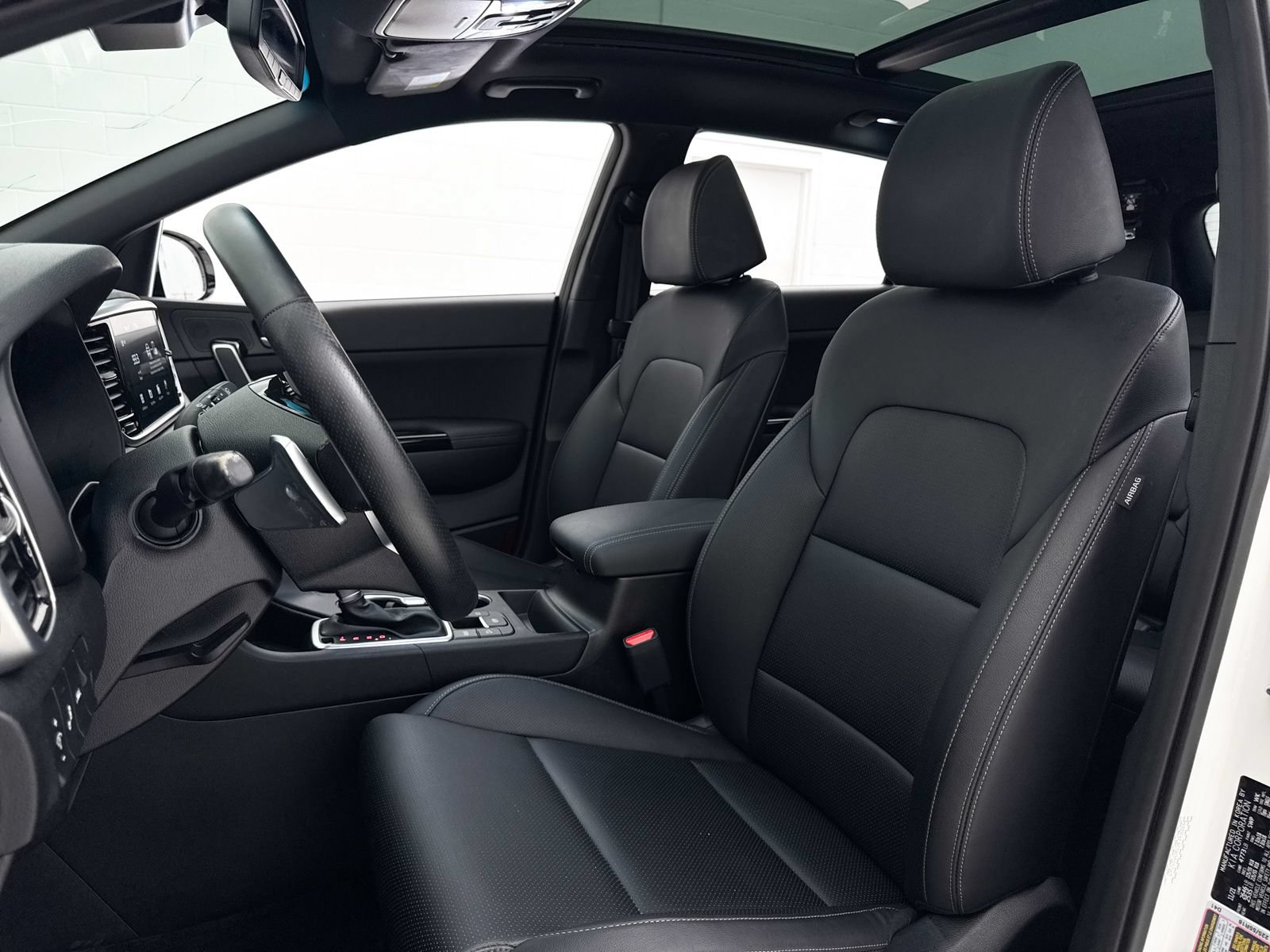 Certified 2022 Kia Sportage Nightfall Edition w/ Nighfall AWD Premium Package image 20