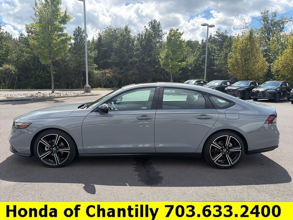 Used 2026 Honda Accord SE image 4