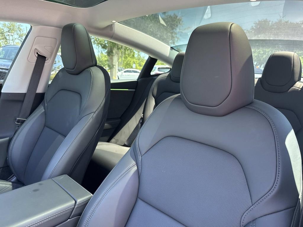 Used 2025 Tesla Model 3 Long Range AWD/4WD image 26