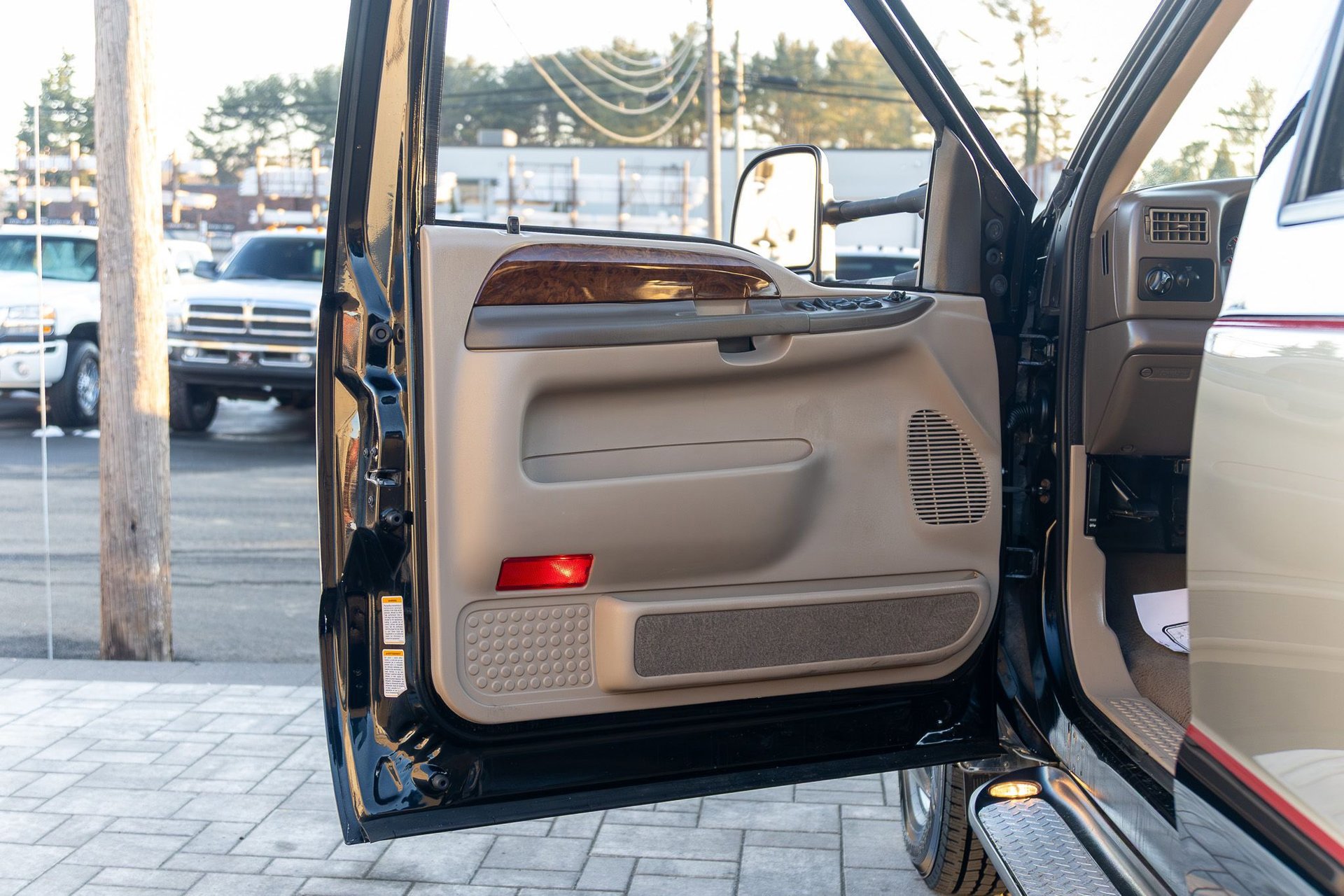 Used 2000 Ford F350 XL image 27