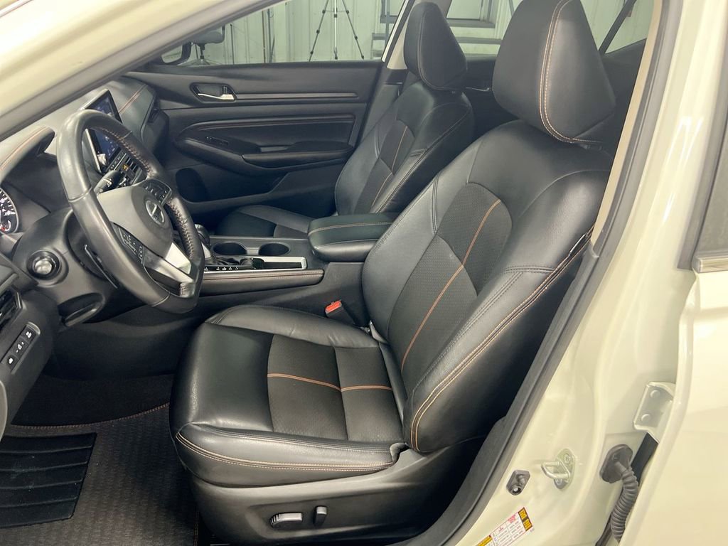 Used 2022 Nissan Altima 2.5 SR FWD image 19