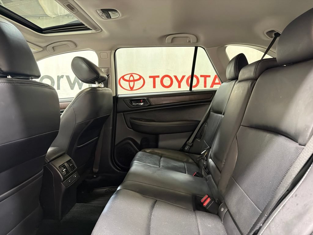 Used 2015 Subaru Outback 2.5i Limited AWD/4WD image 19