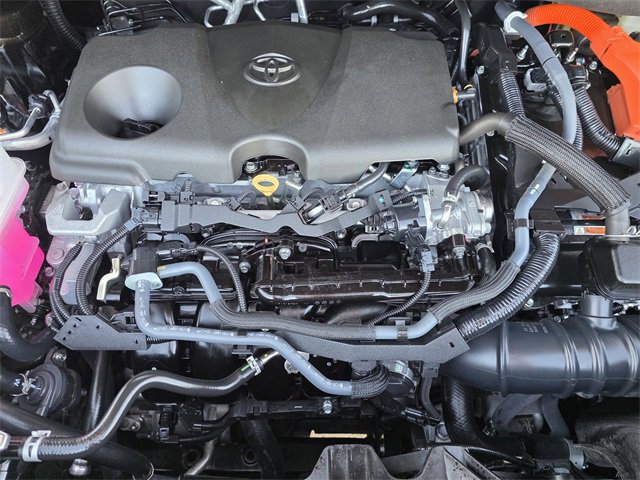 Used 2025 Toyota Sienna XLE Woodland Edition image 24