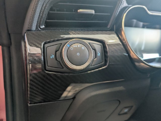Used 2020 Ford Mustang Shelby GT500 w/ Technology Package RWD image 15