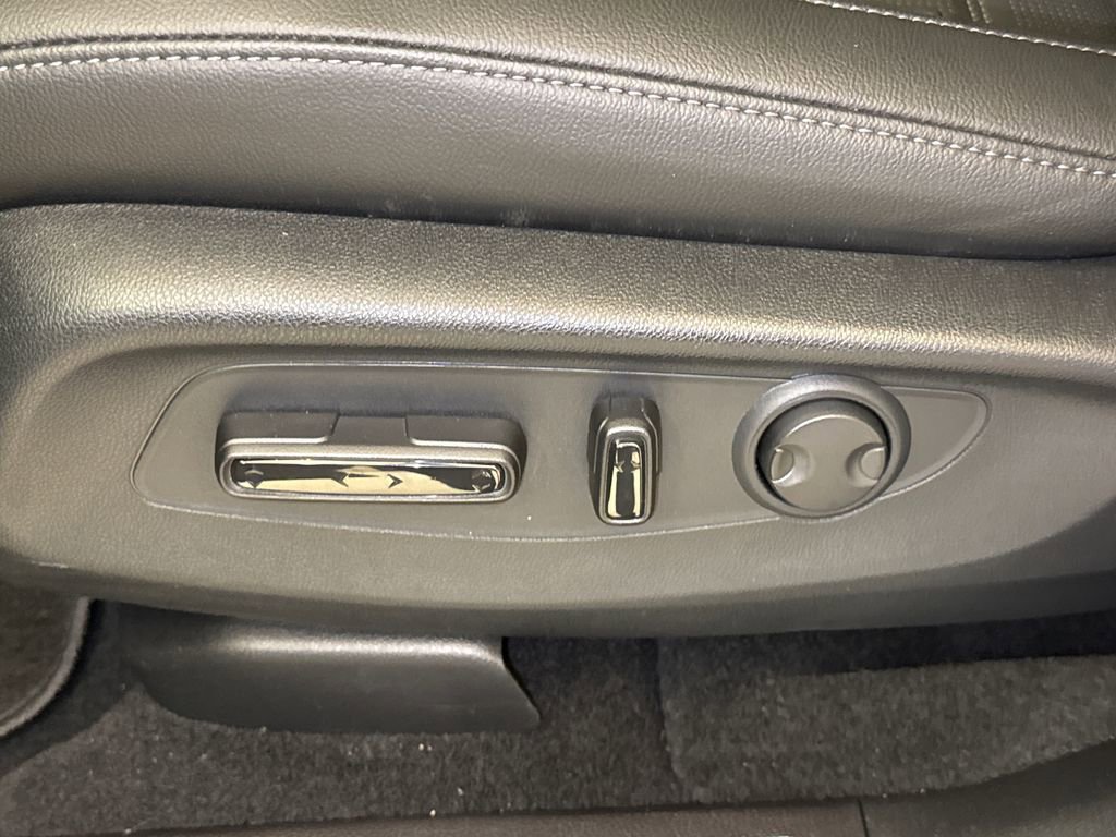 Certified 2026 Honda CR-V EX-L image 22