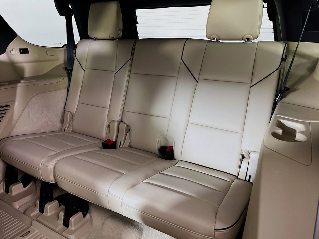Used 2023 Cadillac Escalade Premium Luxury w/ Performance Package image 38