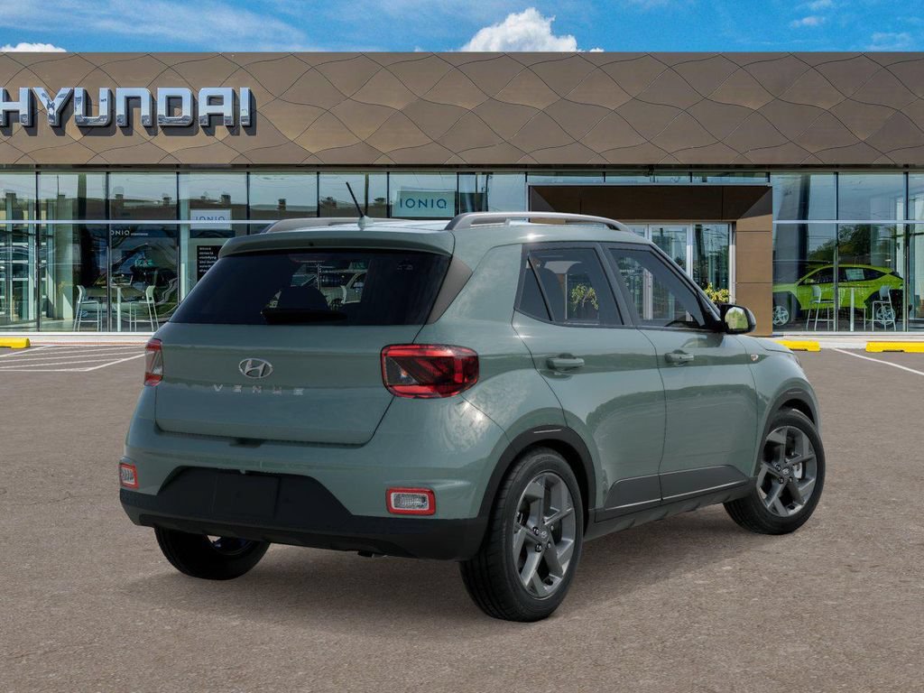 New 2026 Hyundai Venue SEL FWD image 4