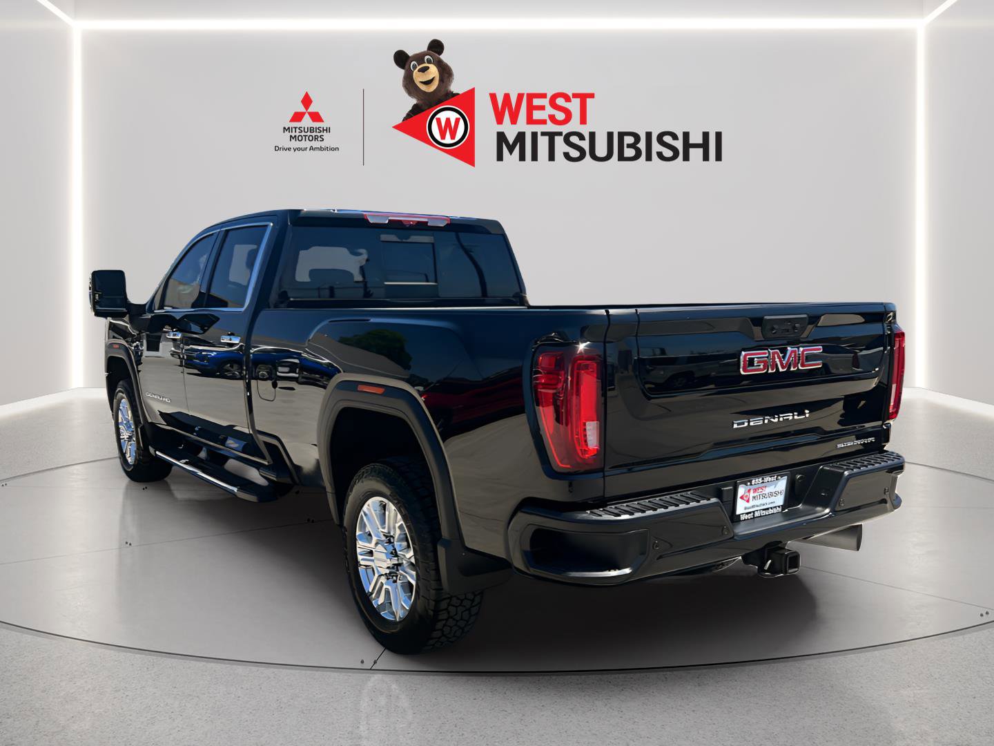 Used 2022 GMC Sierra 3500 Denali w/ Denali Ultimate Package AWD/4WD image 3