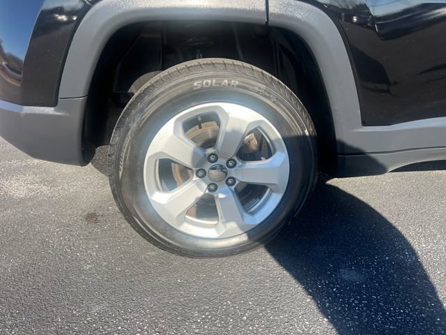 Used 2018 Jeep Compass Latitude w/ Cold Weather Group image 13