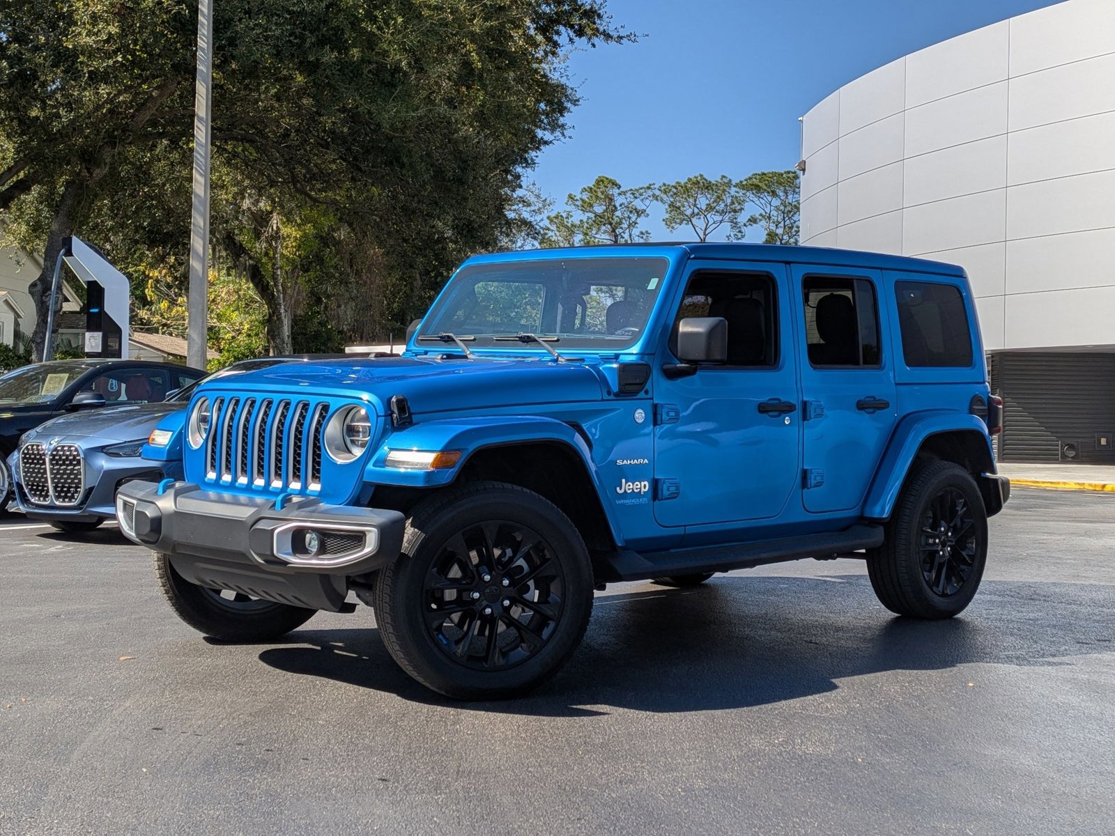 Used 2022 Jeep Wrangler Unlimited Sahara w/ Cold Weather Group image 1