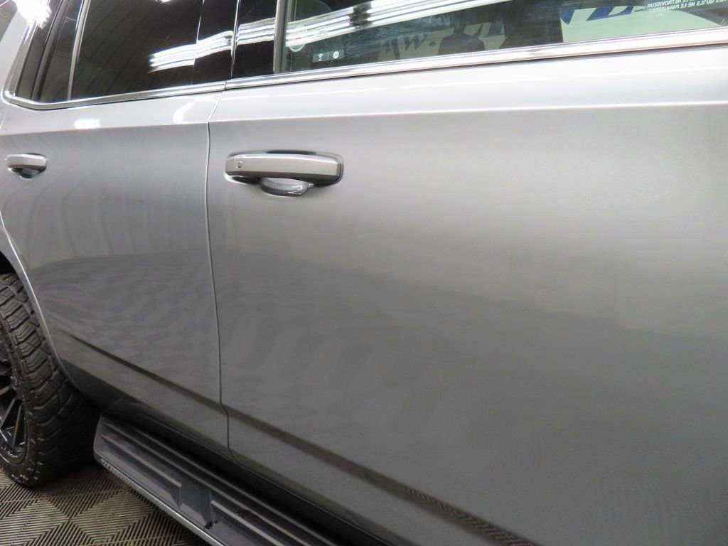 Used 2023 Chevrolet Tahoe LT image 33