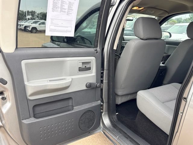 Used 2010 Dodge Dakota ST RWD image 16