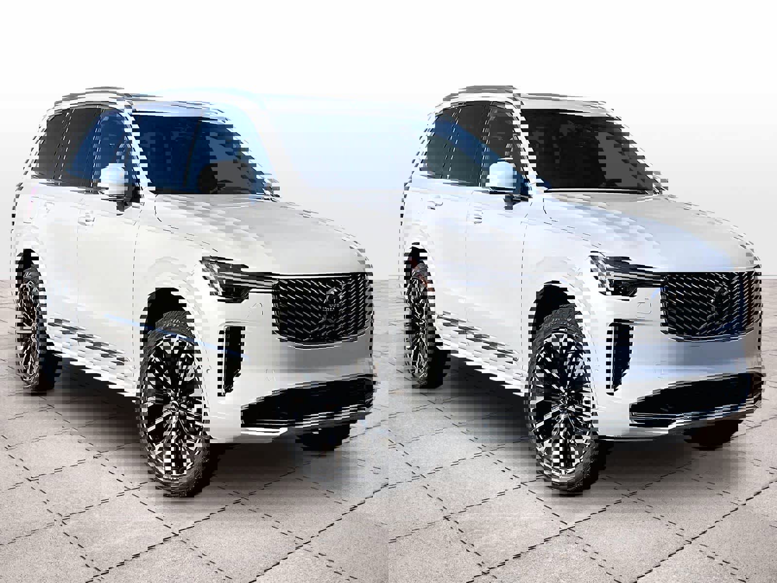 New 2026 Volvo XC90 T8 Plus w/ Protection Package Premier image 2