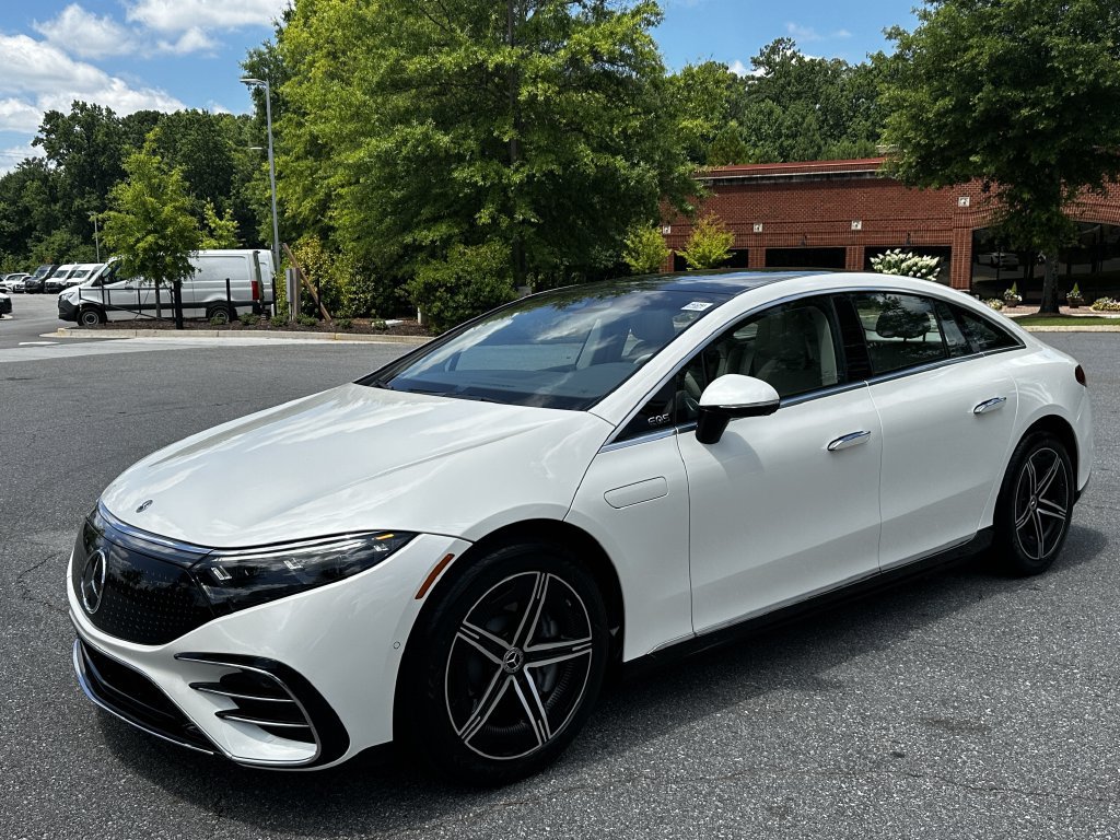 Certified 2023 Mercedes-Benz EQS 580 4MATIC Sedan image 4