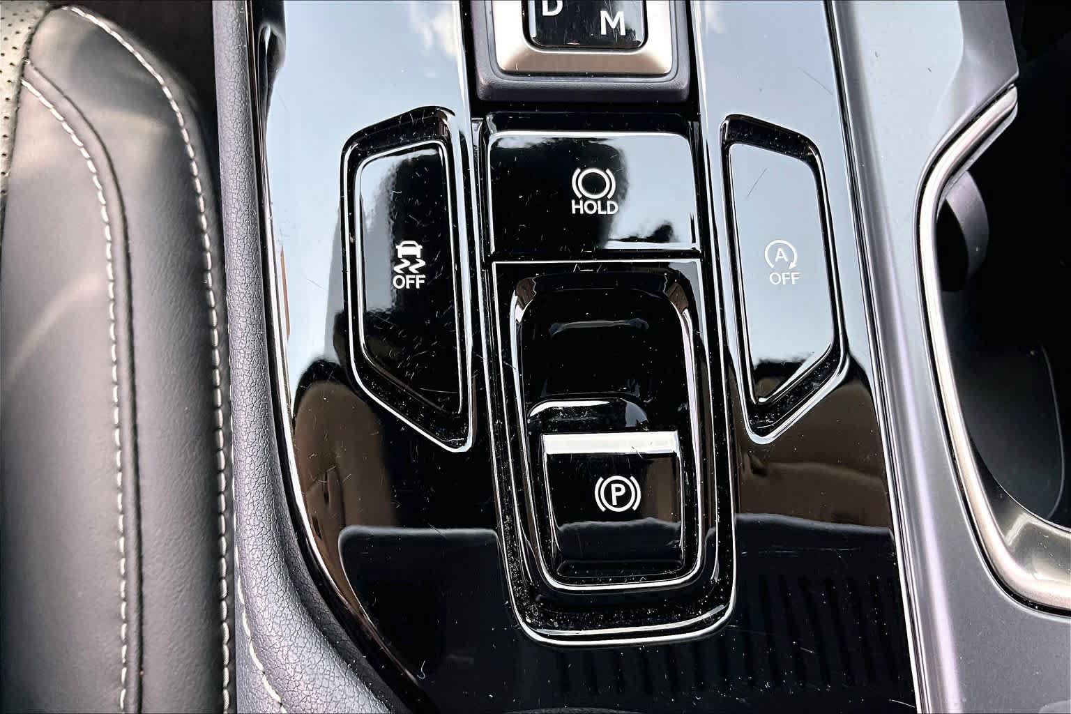 Used 2025 Lexus NX 250 FWD w/ Accessory Package (Z1) image 32