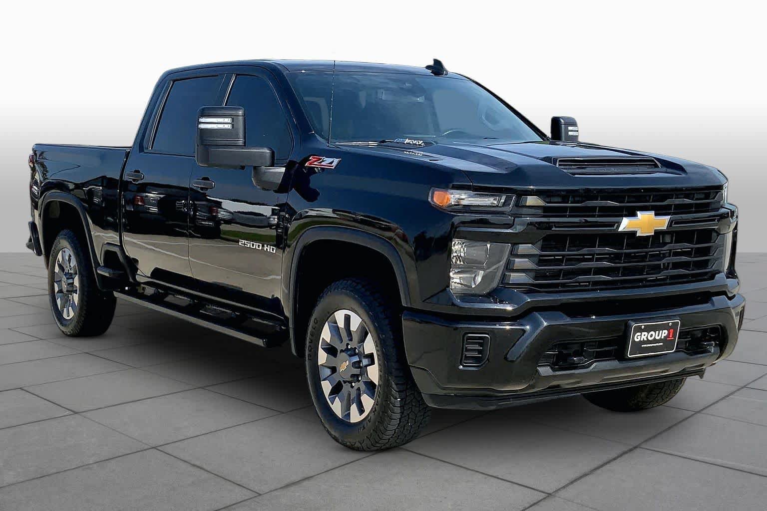 Certified 2024 Chevrolet Silverado 2500 Custom w/ Custom Value Package AWD/4WD image 3