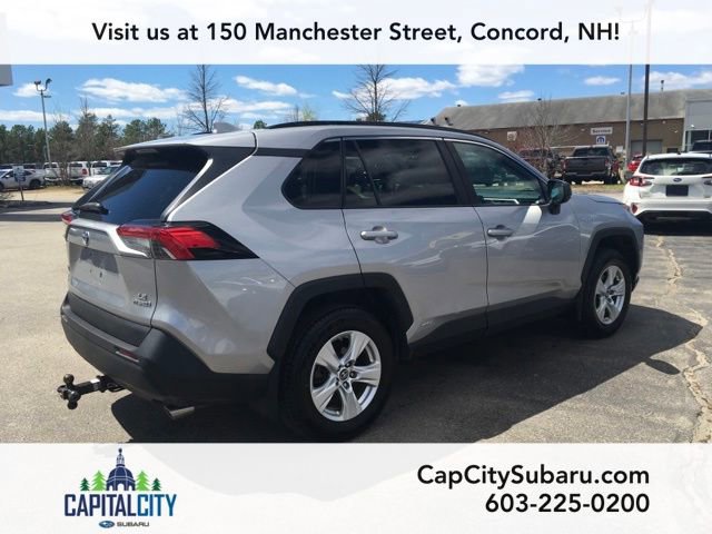 Used 2019 Toyota RAV4 LE w/ Carpet Mat Package AWD/4WD image 7