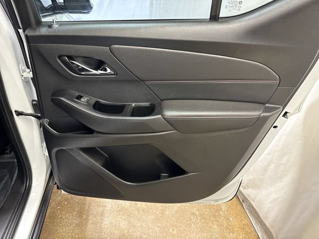 Certified 2023 Chevrolet Traverse RS w/ LPO, Floor Liner Package AWD/4WD image 32