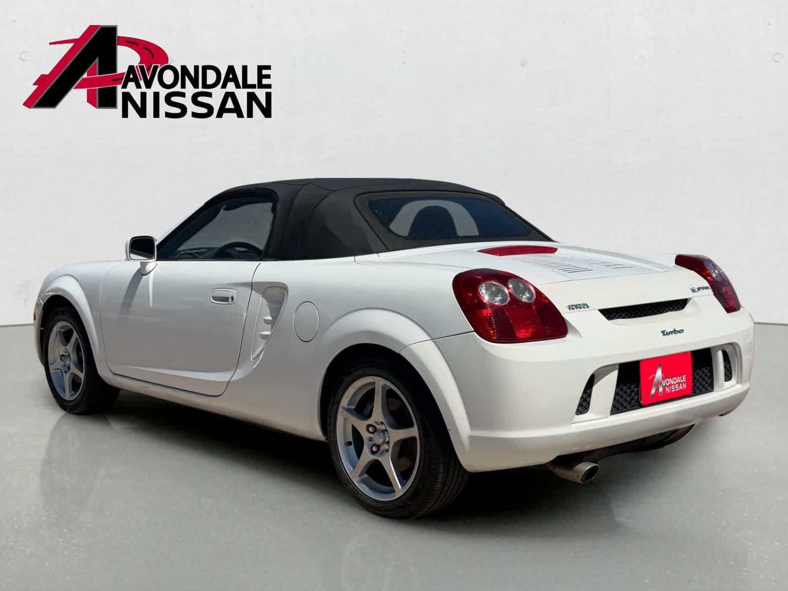 Used 2004 Toyota MR2 RWD image 4