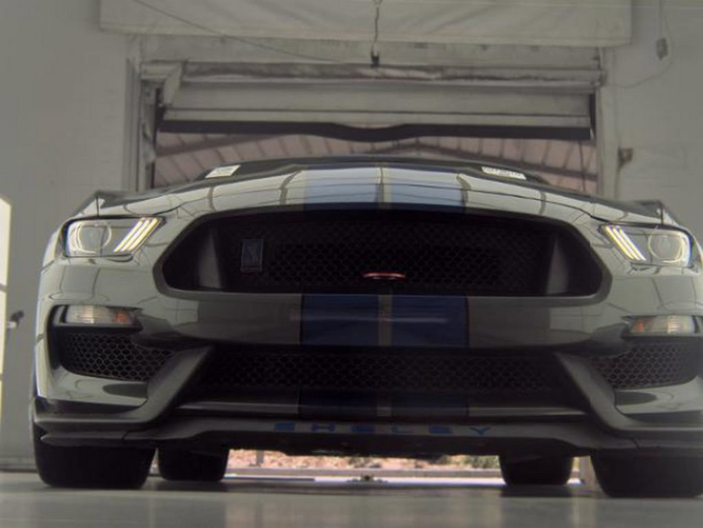 Used 2016 Ford Mustang Shelby GT350 w/ Track Package RWD image 3