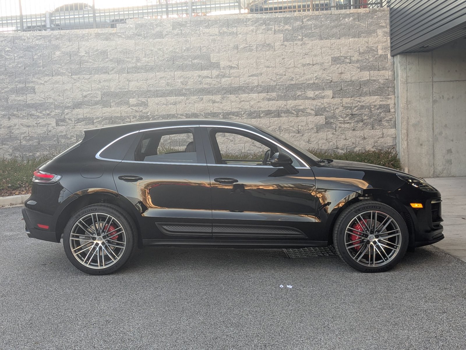 Certified 2026 Porsche Macan S AWD/4WD image 8