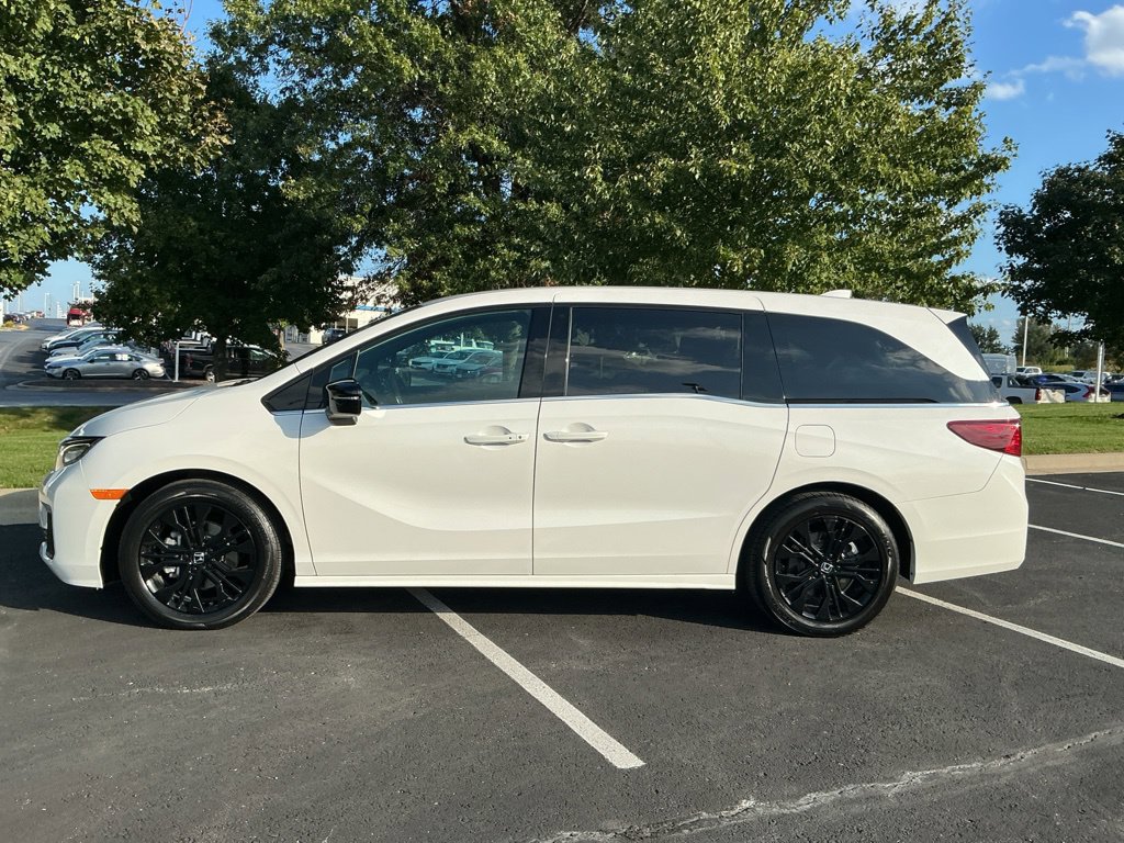 Used 2025 Honda Odyssey Sport-L image 8