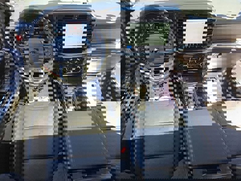 Used 2025 Ford F150 Raptor AWD/4WD image 9