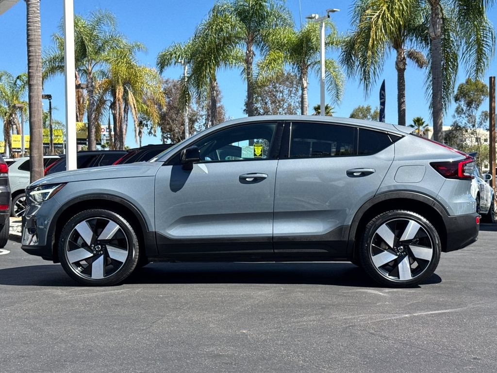 Certified 2023 Volvo C40 P8 Recharge Ultimate w/ Protection Package Premier AWD/4WD image 2