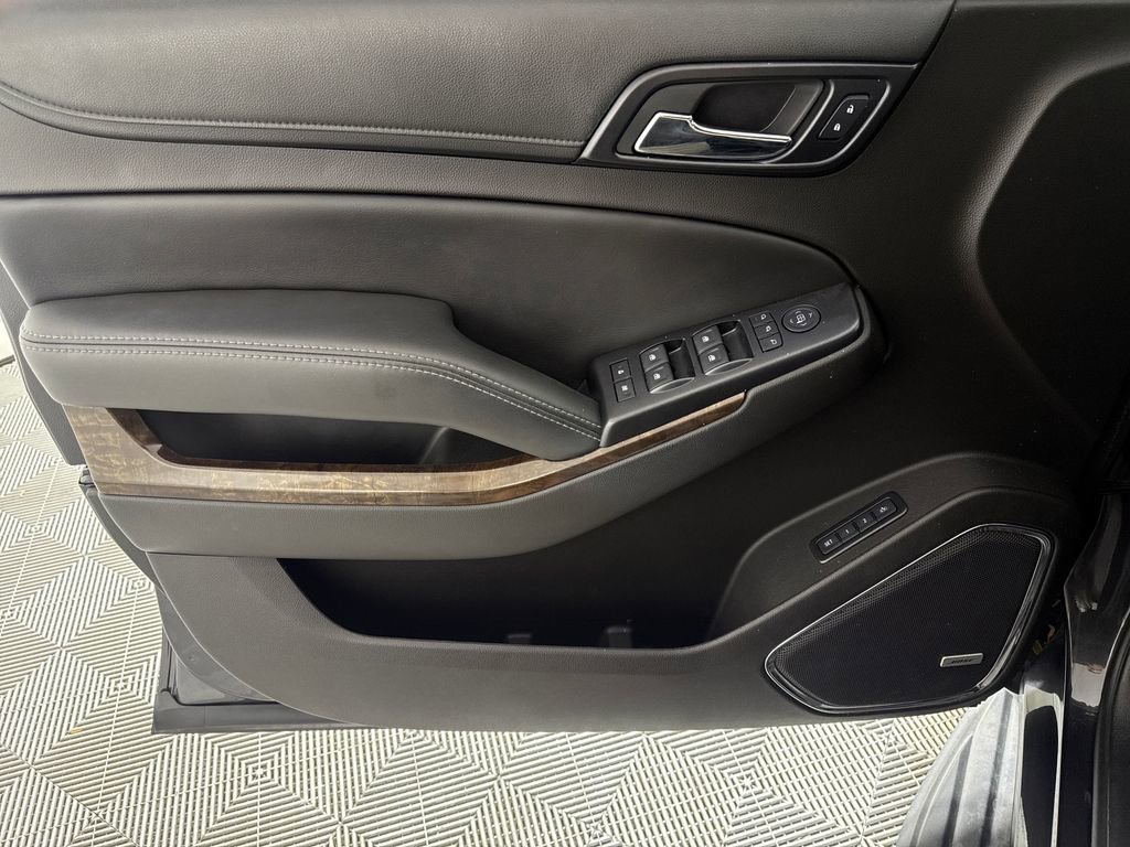 Used 2017 Chevrolet Tahoe LT w/ Luxury Package image 10