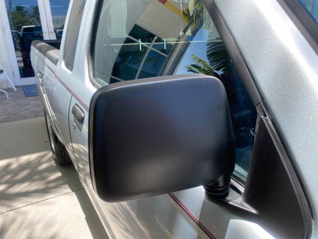 Used 2002 Nissan Frontier XE image 99