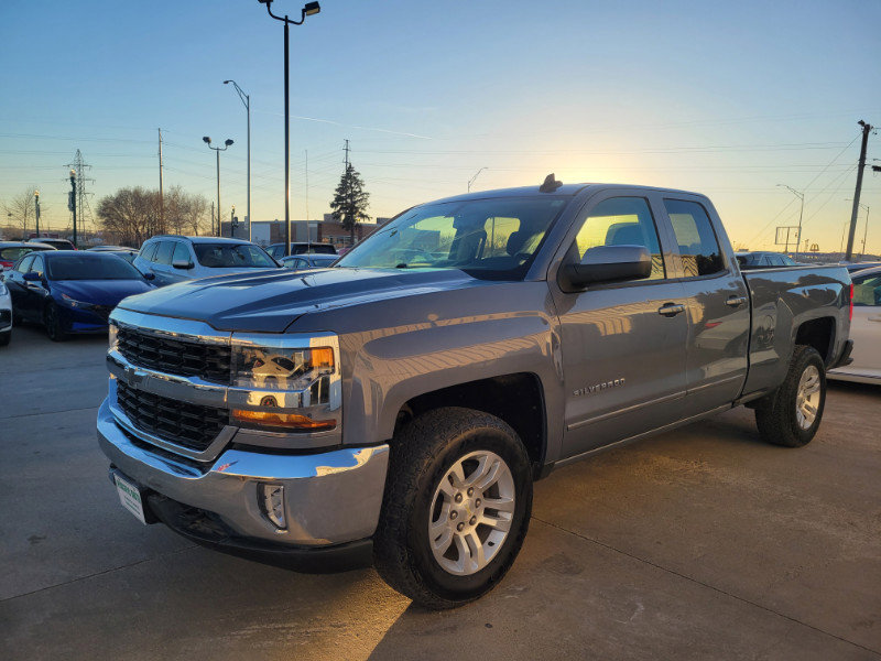 Used 2016 Chevrolet Silverado 1500 LT w/ All Star Edition image 3