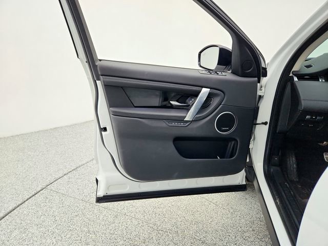 Certified 2022 Land Rover Discovery Sport SE image 25