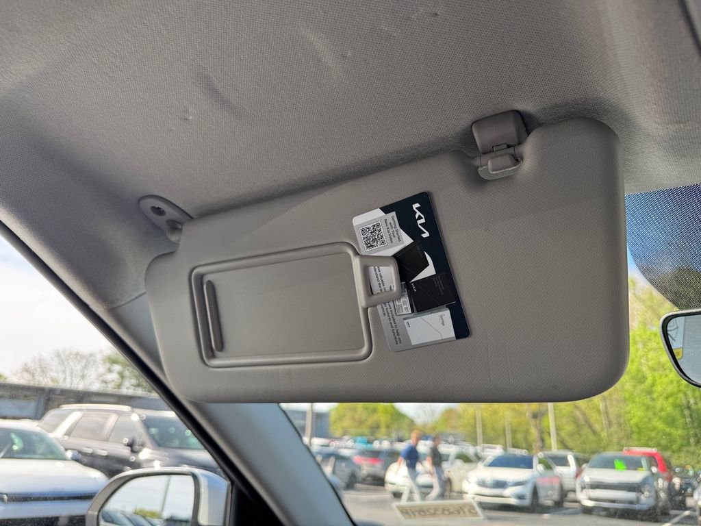 Certified 2025 Kia Seltos LX image 25