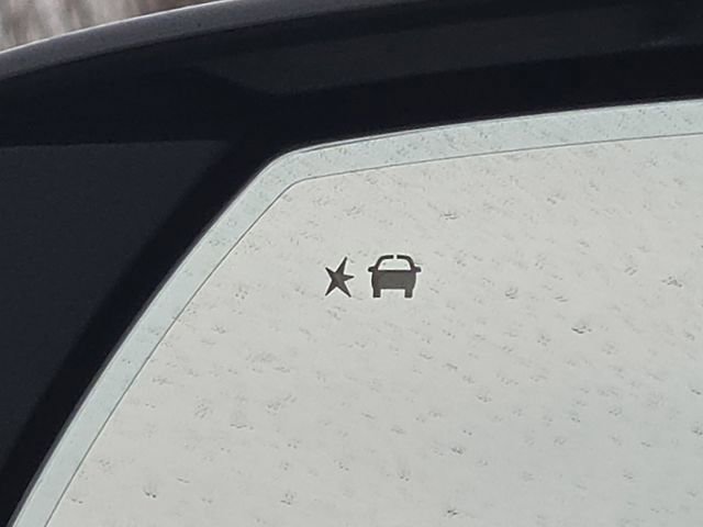 New 2026 Chevrolet Suburban High Country AWD/4WD image 13