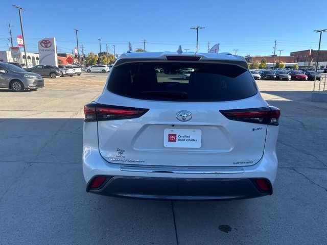 Used 2026 Toyota Highlander Limited AWD/4WD image 6