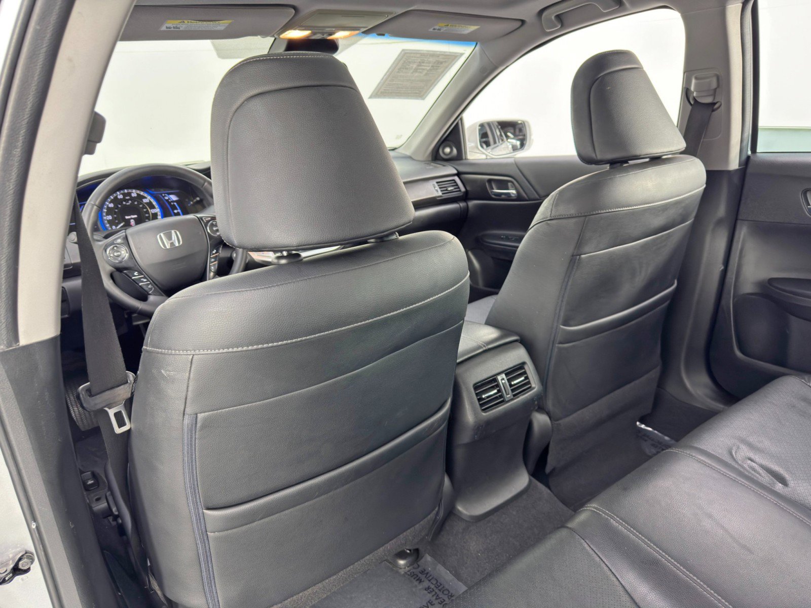 Used 2015 Honda Accord EX-L image 30