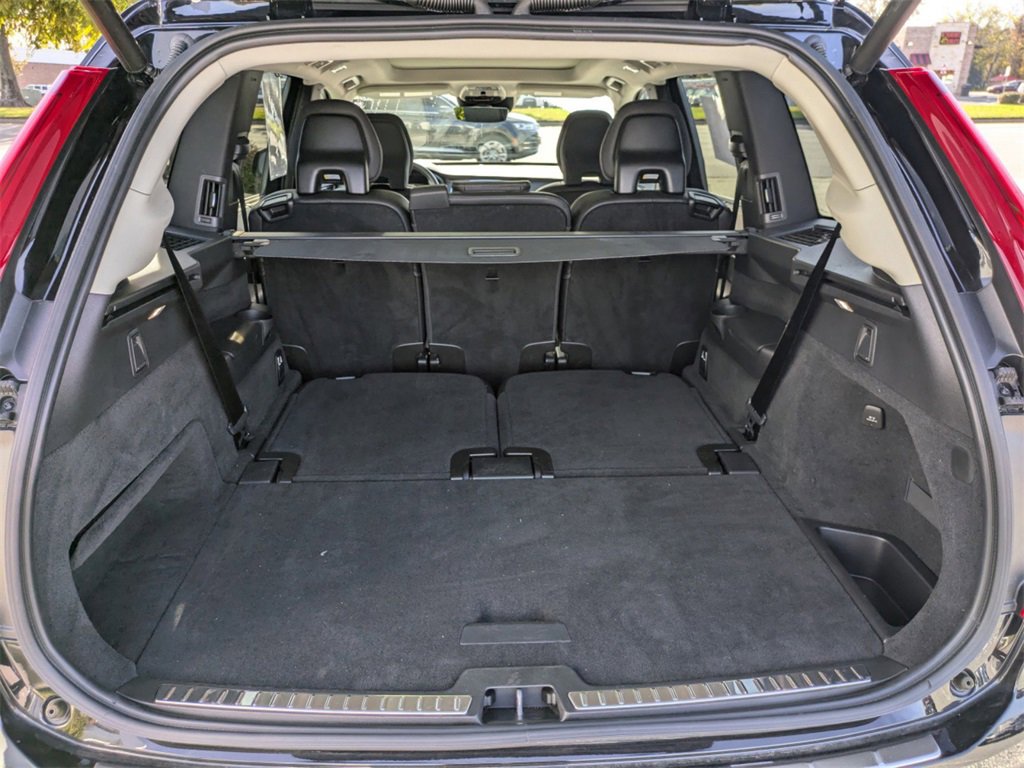 Certified 2022 Volvo XC90 T6 Inscription w/ Climate Package image 12