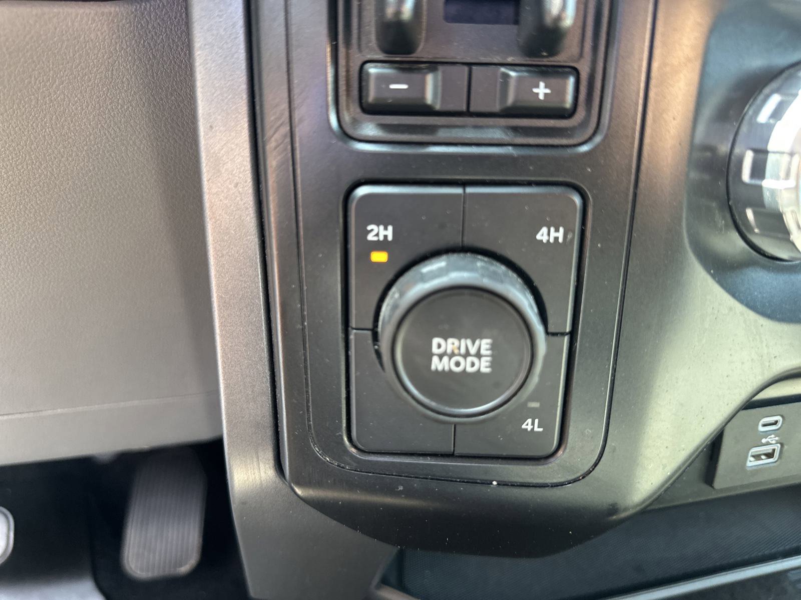 Used 2021 Ford F150 XLT w/ Equipment Group 301A Mid image 16