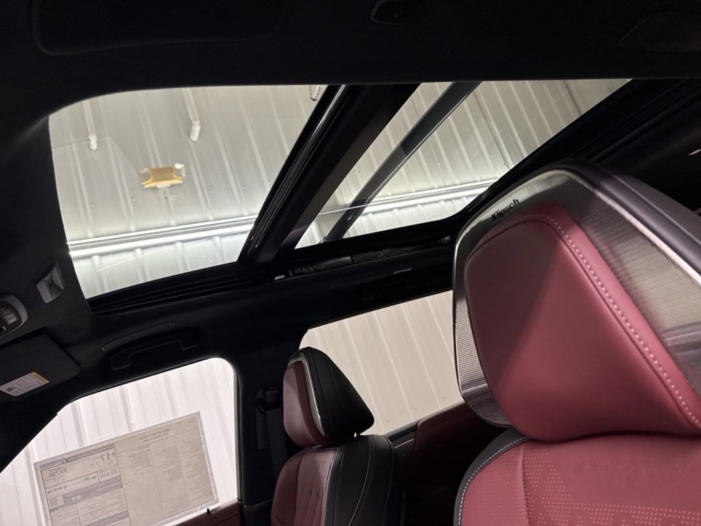 New 2026 INFINITI QX80 Autograph w/ Premium Cargo Package image 8