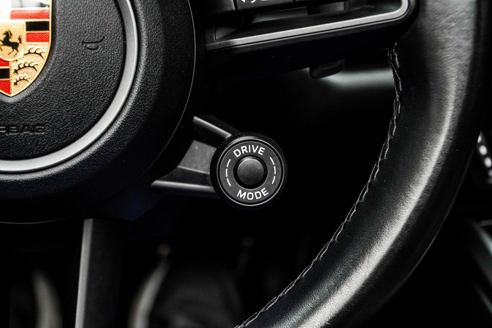 Used 2022 Porsche 911 Carrera w/ Premium Package image 41