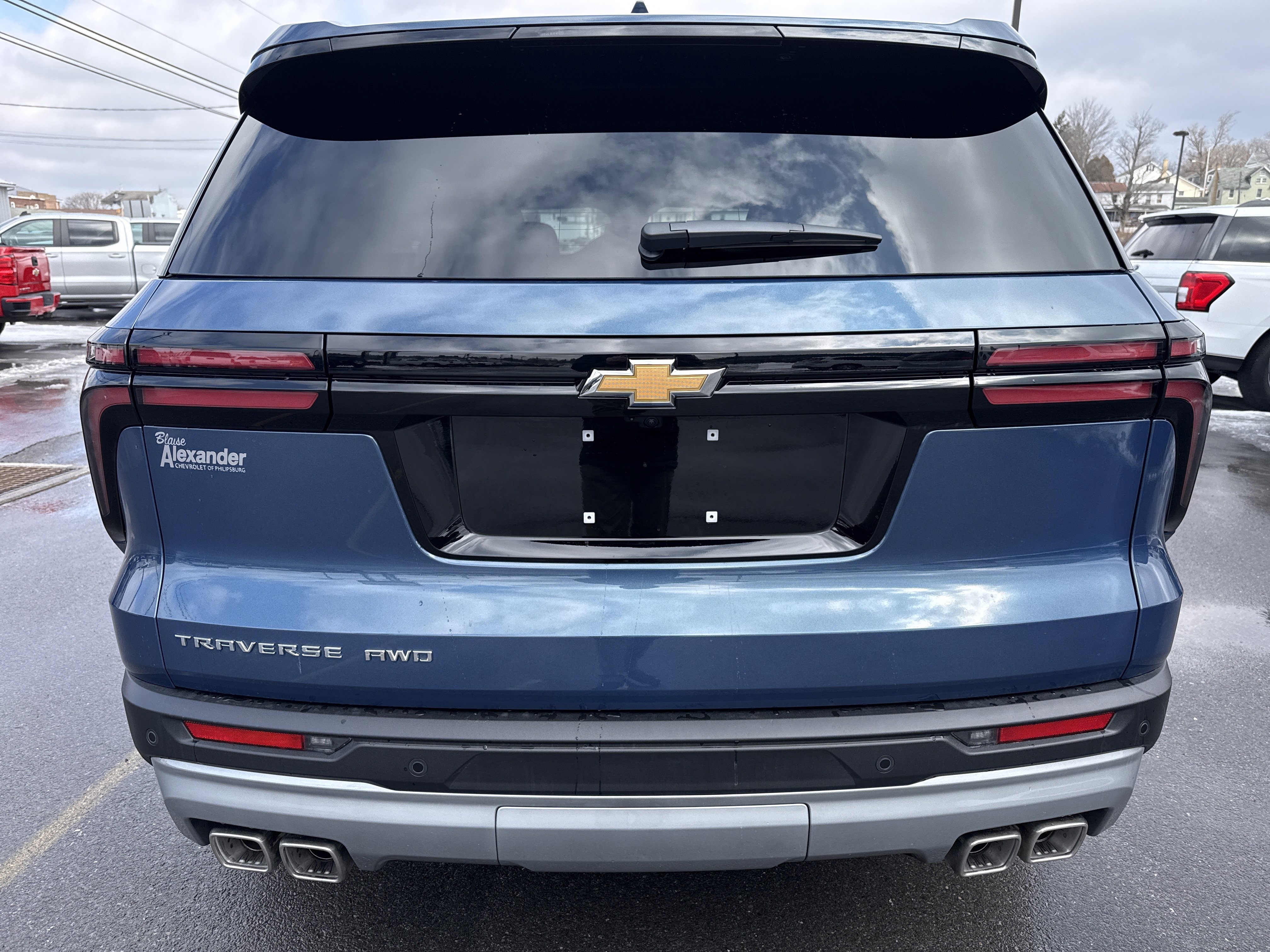 New 2026 Chevrolet Traverse LT w/ LPO, Floor Liner Package image 4