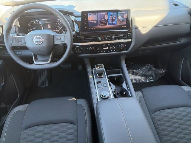 New 2026 Nissan Pathfinder SV w/ Cargo Package AWD/4WD image 11