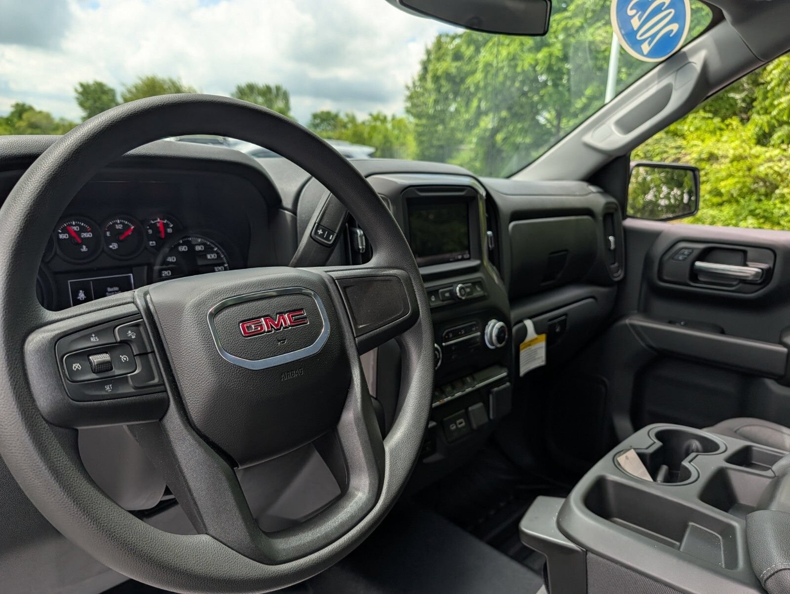Used 2025 GMC Sierra 1500 Pro w/ Pro Value Package AWD/4WD image 21