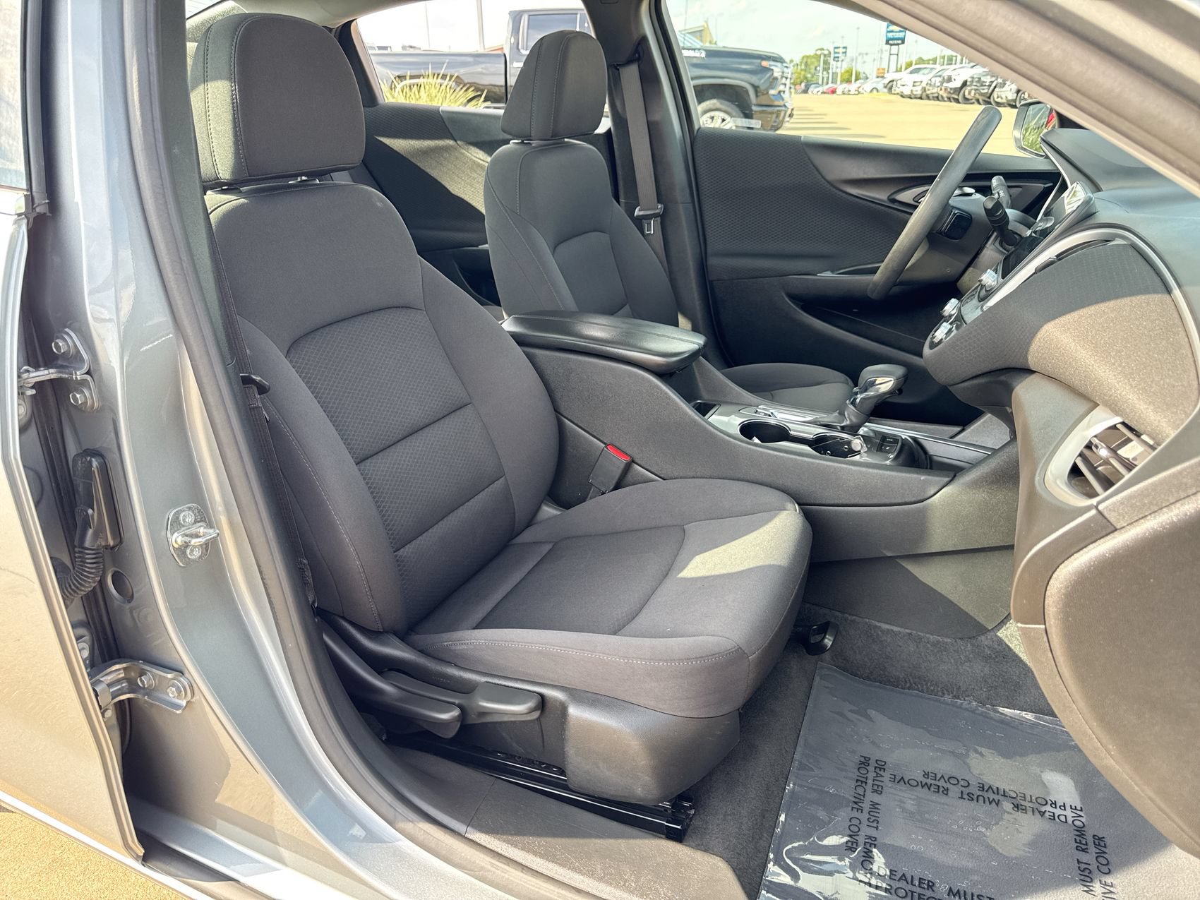 Used 2024 Chevrolet Malibu LT FWD image 24