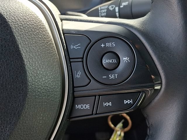 Used 2020 Toyota Corolla SE FWD image 17